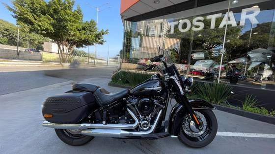 HARLEY-DAVIDSON SOFTAIL HERITAGE CLASSIC HARLEY-DAVIDSON SOFTAIL HERITAGE CLASSIC